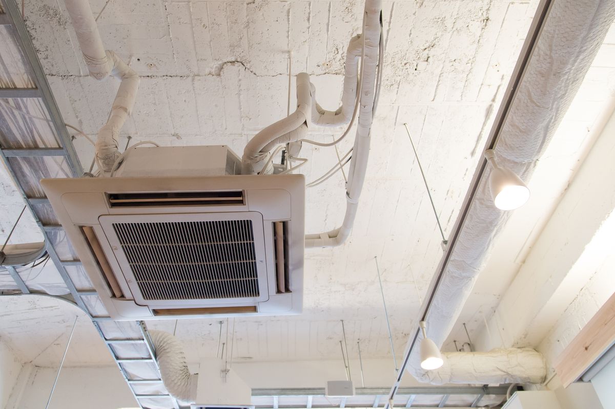 天井カセット型エアコン