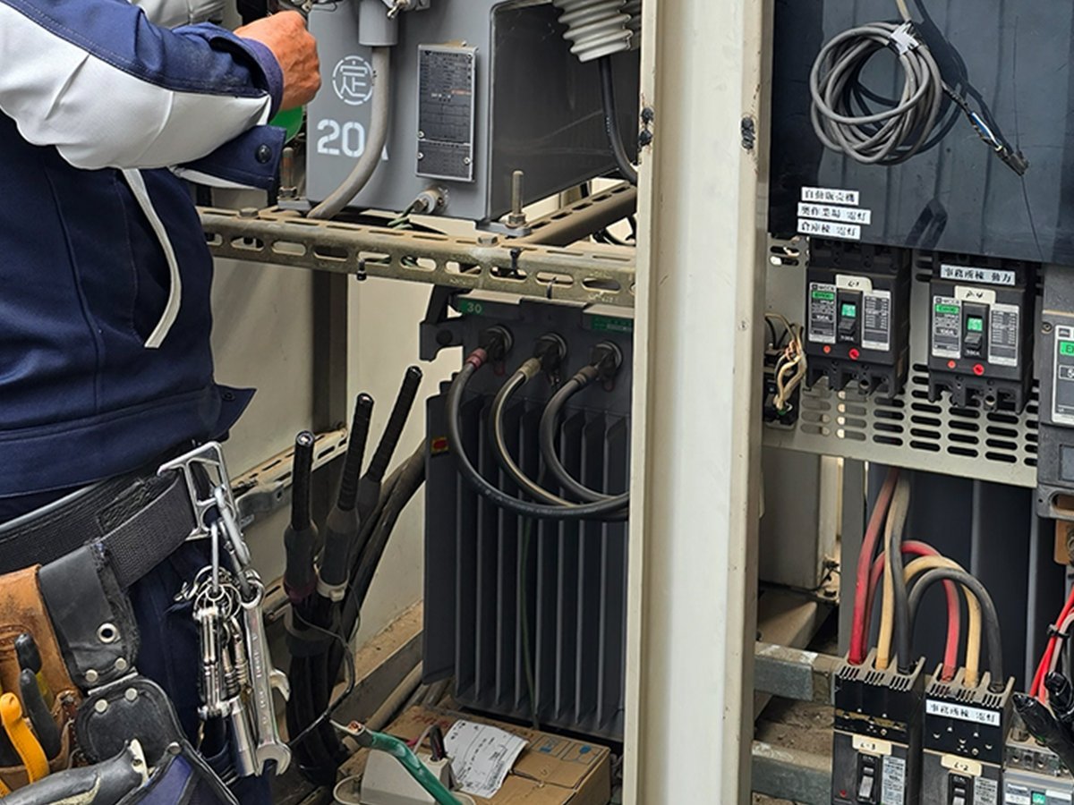 自社スタッフによる電気工事