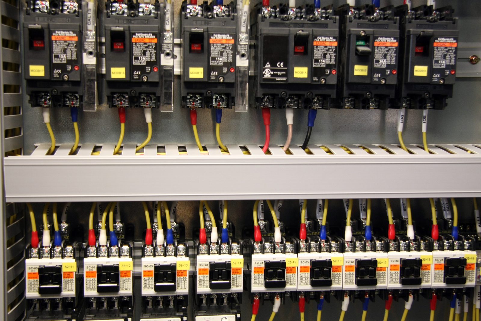 制御盤・配線工事の細部